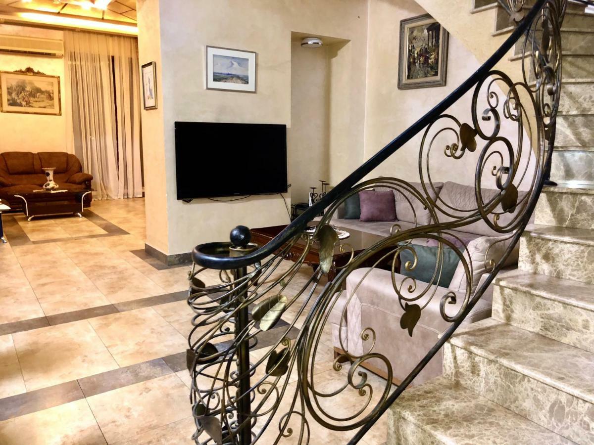 Luxury Tumanyan Apartment Erevan Exterior foto