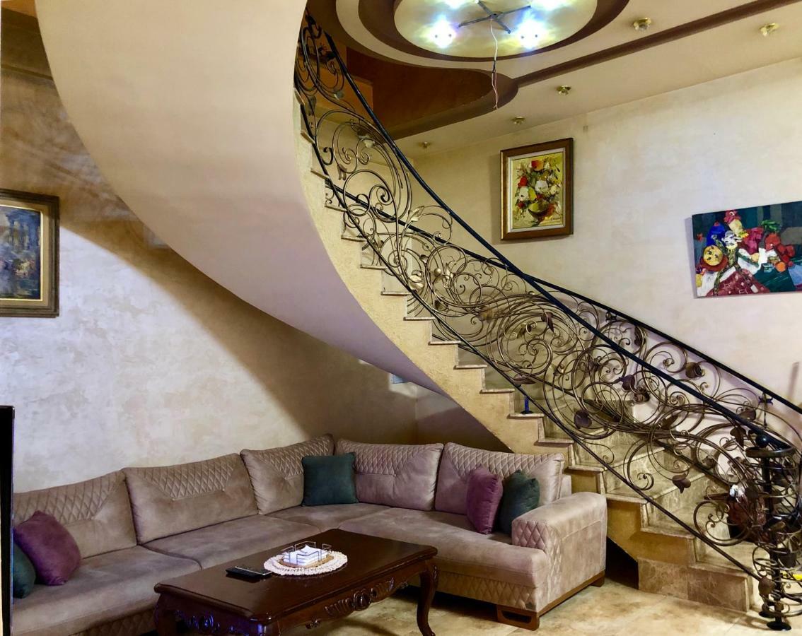 Luxury Tumanyan Apartment Erevan Exterior foto