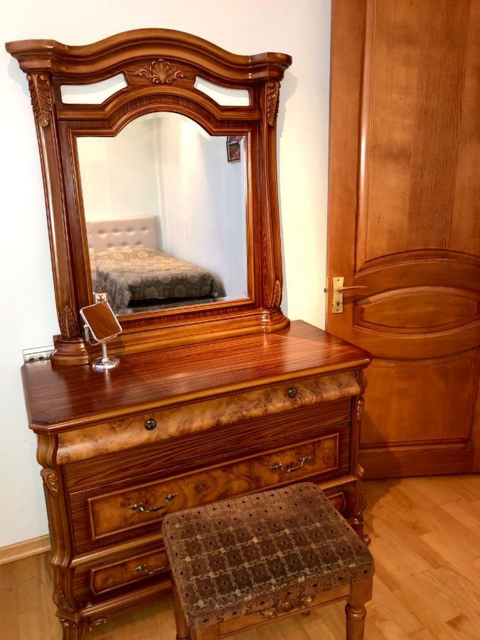 Luxury Tumanyan Apartment Erevan Exterior foto