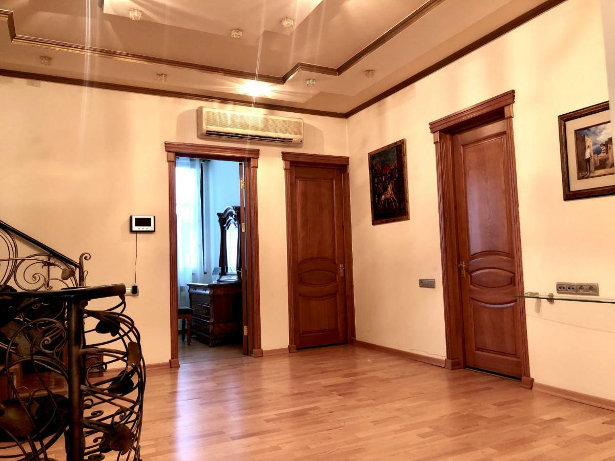 Luxury Tumanyan Apartment Erevan Exterior foto